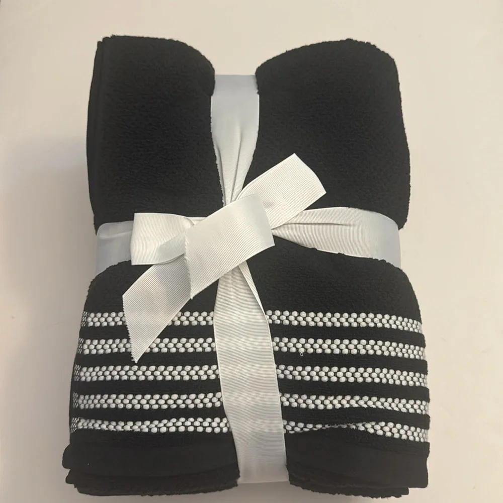 6pc TRULY LOU Oversized 100% Cotton Bath Towel Set - Bundle - Caviar/White